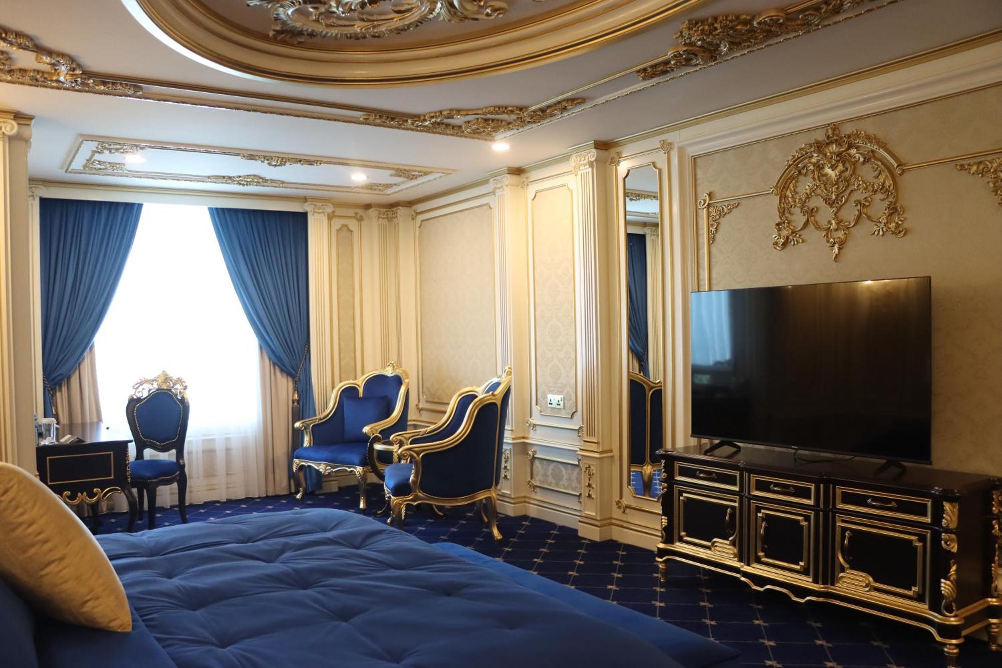 Cristal Erbil Hotel Extérieur photo Suite room